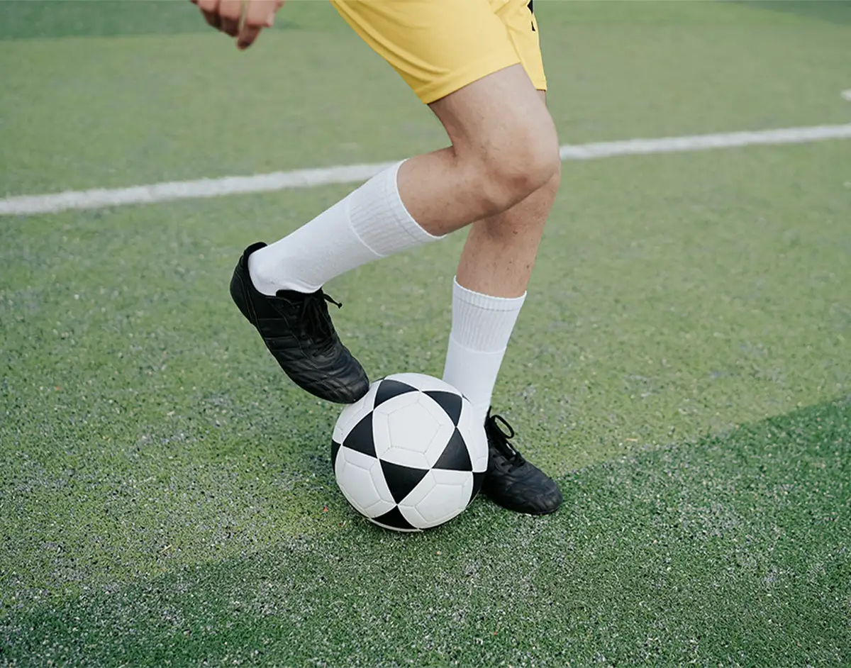 Kneecap-patella-instability-injury-treatment